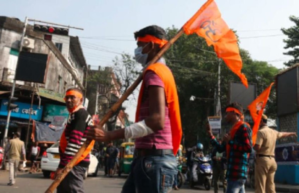 Nasib Demokrasi India, Tergerus Politisasi Sentimen Agama