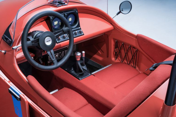 Mobil Tiga Roda Baru Morgan Meluncur, Segera Datang ke Indonesia