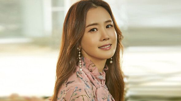 3 Aktris Korea yang Aktingnya Dikritik Minim Ekspresi setelah Dituduh Operasi Plastik