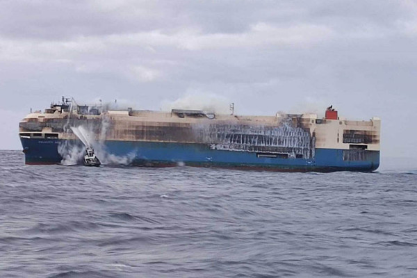 Terungkap, Lamborghini Aventador Terakhir Ada dalam Kapal Kargo yang Terbakar di Laut