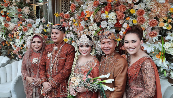 Assyifa Nuraini Adik Ayu Ting Ting Gelar Resepsi Pernikahan Kedua, Usung Adat Sunda