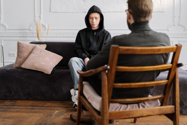 Tips Membantu Orang dengan Kleptomania