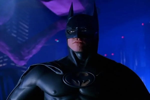 10 Simbol Batman yang Pernah Tampil di Film Caped Crusader