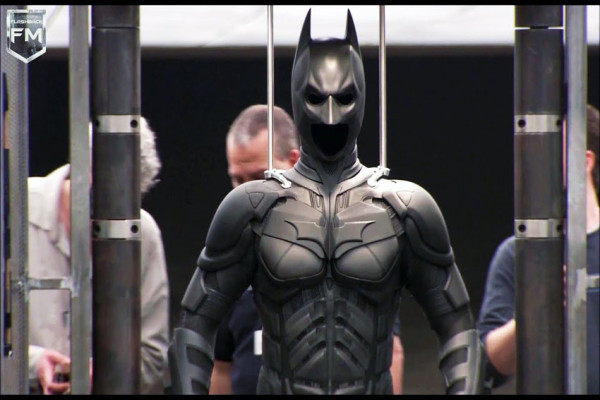 10 Simbol Batman yang Pernah Tampil di Film Caped Crusader