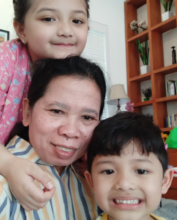 3 Pengasuh Anak Artis yang Terkenal, Nomor Terakhir Ditransfer Uang Rp100 Juta dan Dapat Emas