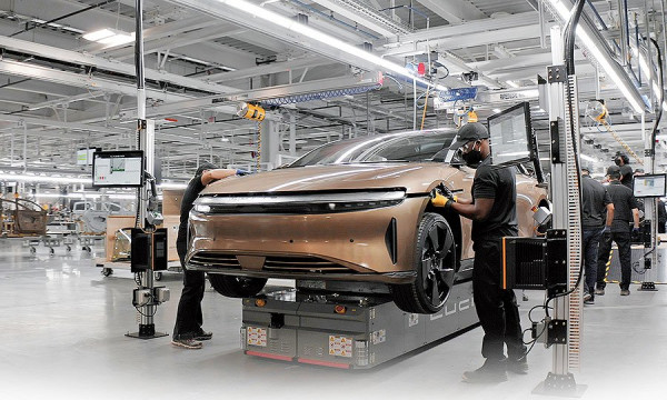 Pangeran Mohammed bin Salman Pilih Lucid dibanding Tesla untuk Pabrik Mobil Listrik