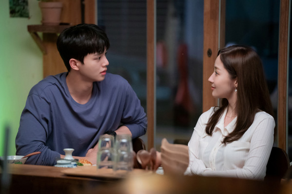 Daftar Drama Korea Terpopuler dan Ratingnya Tinggi Februari 2022