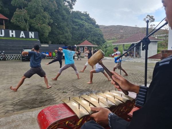 Ganjar Berikan Gamelan 110 Desa, Seniman Tradisi Ajak Generasi Muda Cinta Kesenian