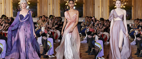 Potret Gaun Indah dalam Show Leanne Marshall Bersama MS Glow di Ajang Paris Fashion Week 2022