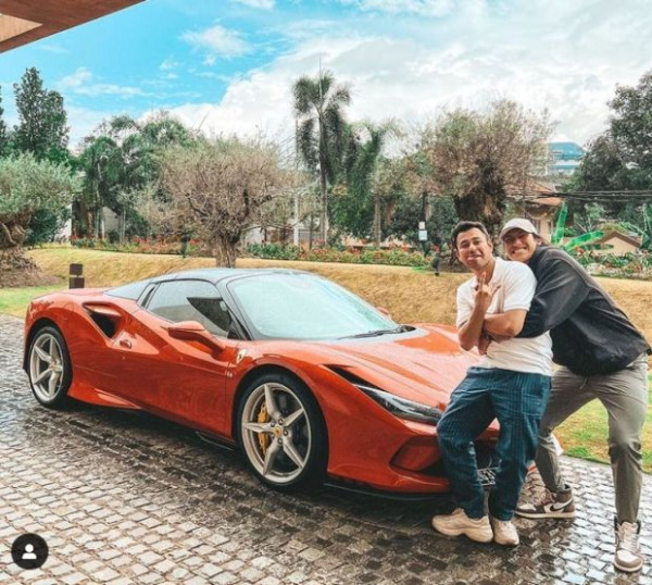 5 Koleksi Mobil Raffi Ahmad, yang Terakhir Harganya Capai Rp16,5 Miliar