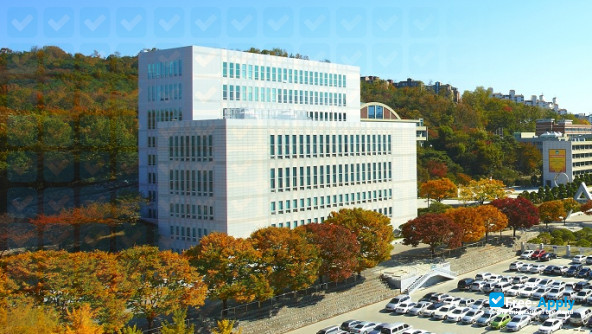 Mengenal Global Cyber University, Kampus Jungkook BTS: dari Cara Belajar hingga Biaya Kuliah