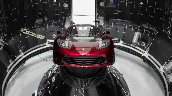 Berkelana di Luar Angkasa 4 Tahun, Ini Prediksi Bentuk Mobil Listrik Elon Musk
