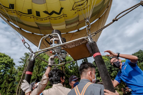 Naik Balon Udara di Ciater, Menparekraf Tawarkan Wisata Ala Cappadocia di Subang