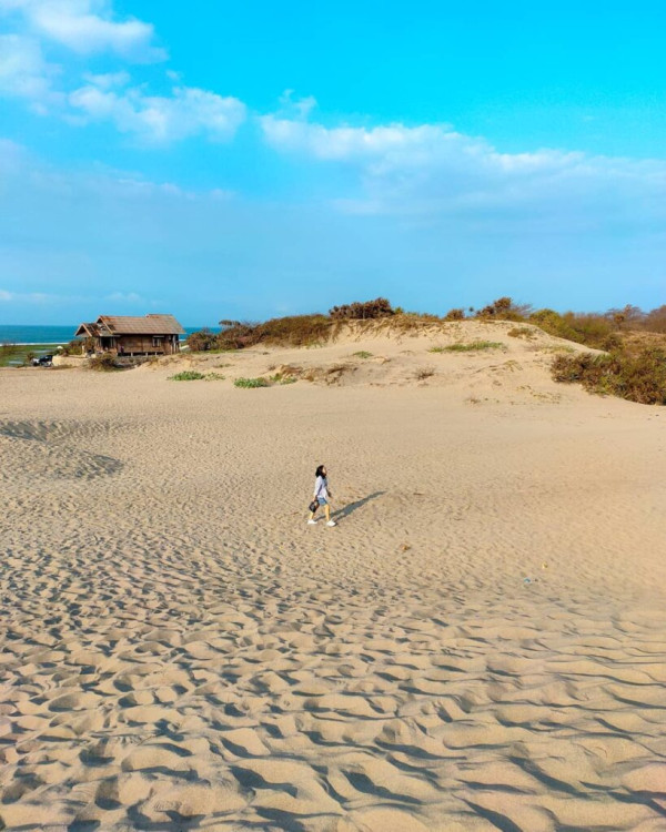 5 Destinasi Wisata Gurun Pasir di Indonesia, Mirip Timur Tengah