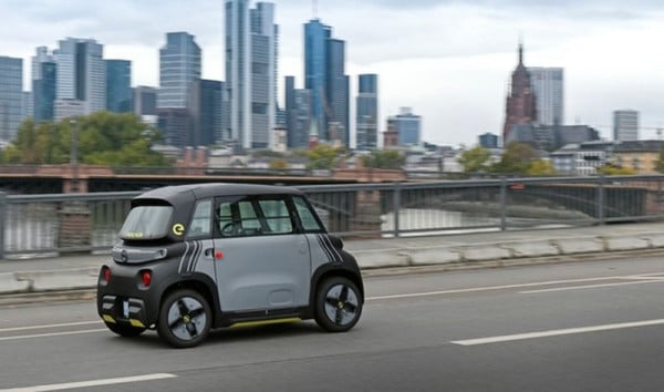 Eropa Diserbu Mobil-mobil Listrik Imut, Tidak Butuh SIM Untuk Dikendarai