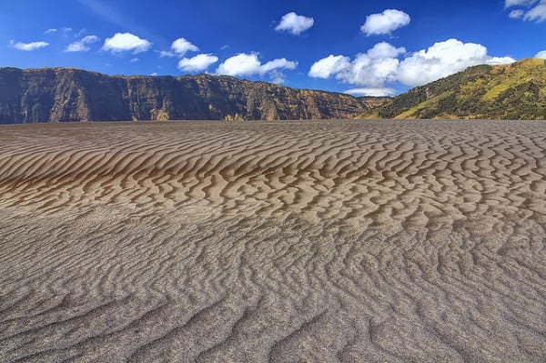 5 Destinasi Wisata Gurun Pasir di Indonesia, Mirip Timur Tengah