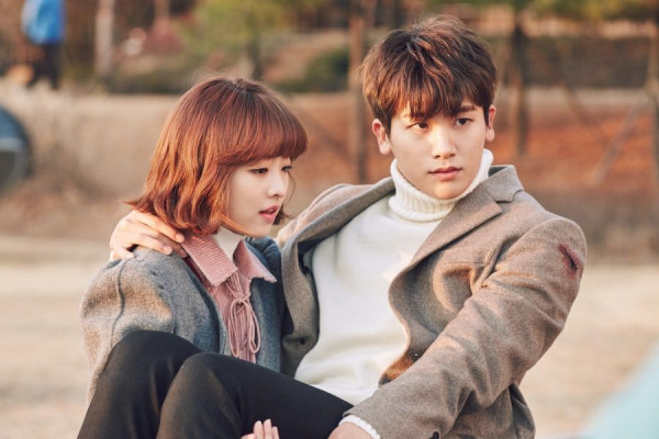 5 Adegan Pelukan Drama Korea yang Bikin Hati Meleleh