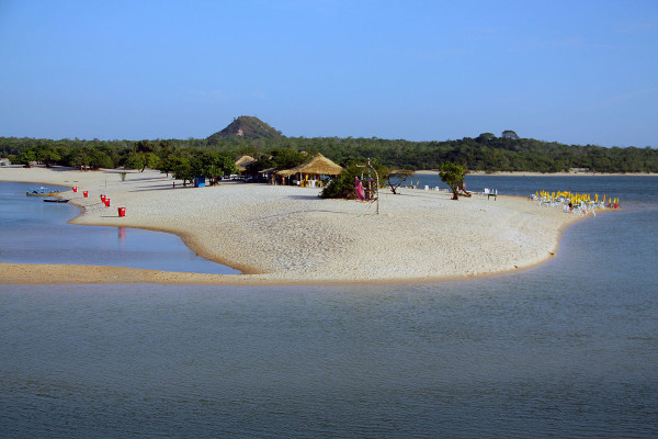 5 Pantai Paling Mematikan dan Berbahaya di Dunia, Berani Liburan ke Sini?