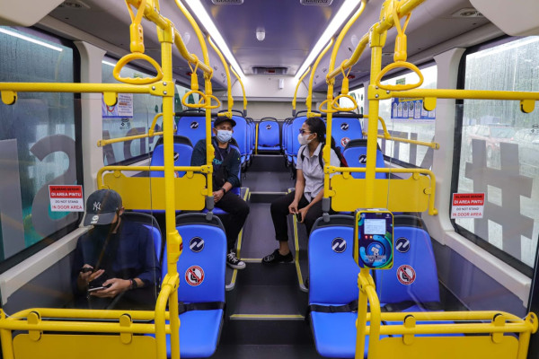 Keren! 30 Bus Listrik Transjakarta Resmi Mengaspal Layani 4 Rute