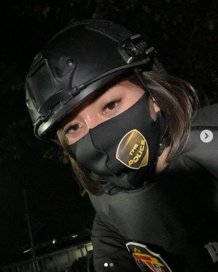 Profil Briptu Putri Chikita, Polwan Cantik Sering Tampil Jadi Host TV dan NTMC Channel