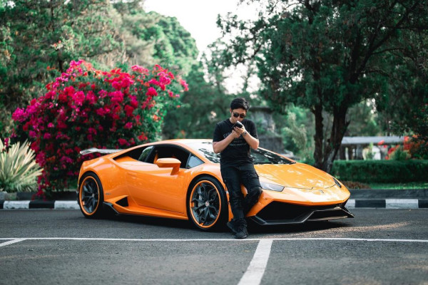 Kisah Doni Salmanan, dari Juru Parkir Lulusan SD Jadi Crazy Rich hingga Tersangka Quotex