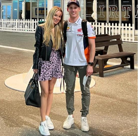 10 Bidadari Cantik Wags MotoGP: Binaragawati sampai Blogger Mama Muda