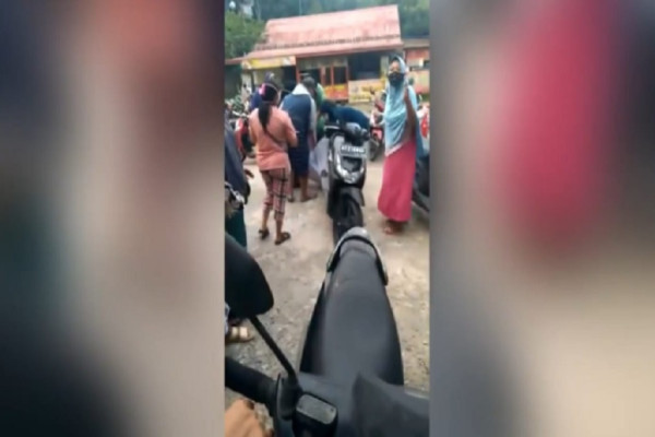 Memilukan! Ibu Muda Meninggal saat Antre Berdesakan Beli Minyak Goreng di Berau Kaltim