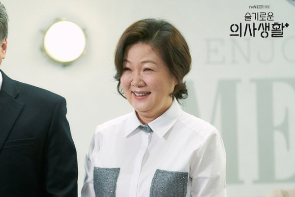 5 Pemeran Nenek dan Ibu di Drama Korea, Nomor 3 Paling Ikonik