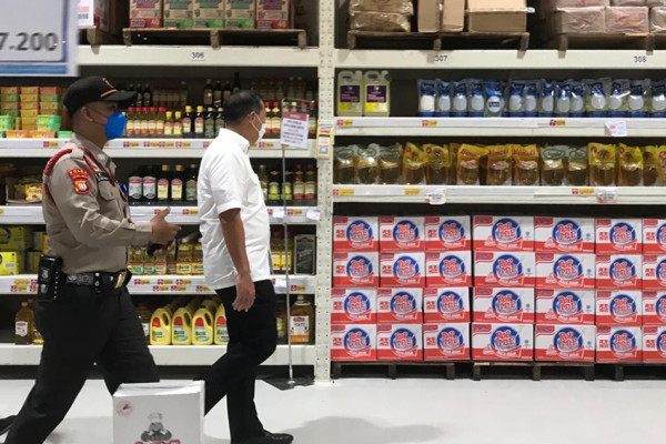 Mendag Cari Langsung Minyak Goreng Rp14.000/Liter, Ketemu di Alfamidi dan Lotte