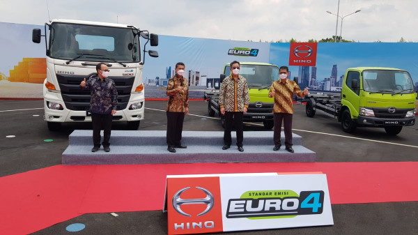 Mengakselerasi Ekosistem dan Regulasi Euro4 Cara Hino