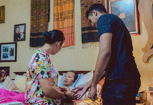 Sempat Dicap Anak Durhaka, Kalina Ocktaranny Kunjungi sang Ibu dan Beri Pelukan