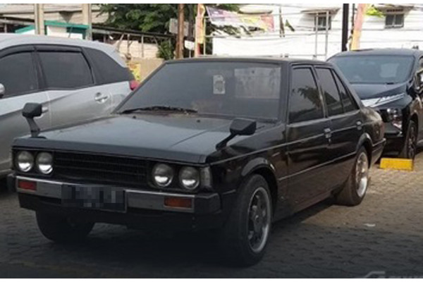 Ini Deretan Mobil Bekas Seharga Motor Seken, Cuma Rp20 Jutaan Loh!