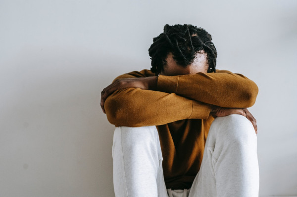 5 Istilah Kekerasan Emosional dalam Percintaan, Termasuk Ghosting