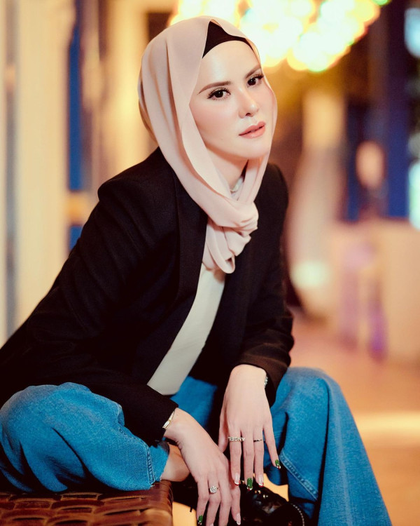 4 Artis Indonesia yang Pernah Akting Nyaris Telanjang di Film, Nomor 3 Sudah Hijrah