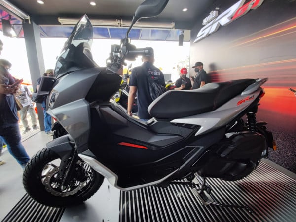 Aprilia SR GT200 Mengusung Konsep Skutik Adventure Rasa Eropa, Harganya?