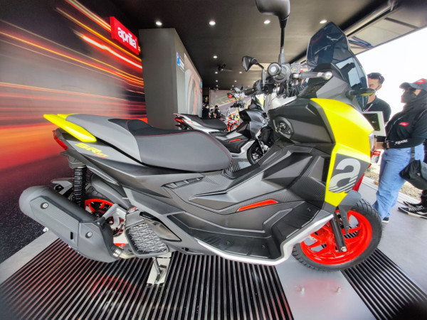 Aprilia SR GT200 Mengusung Konsep Skutik Adventure Rasa Eropa, Harganya?