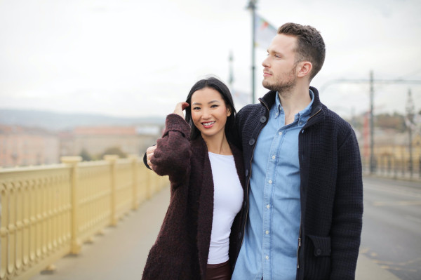 Plus Minus Hubungan 'Friends with Benefits' jika Kamu Ingin Menjalaninya