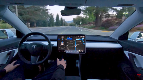 Tesla Lebih Dipercaya Masyarakat untuk Pengembangan Mobil Otonom