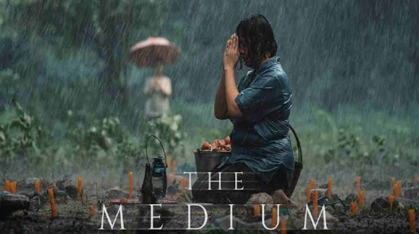 8 Film Bertema Ritual, dari Aksi Pawang Hujan sampai Sekte Terlarang