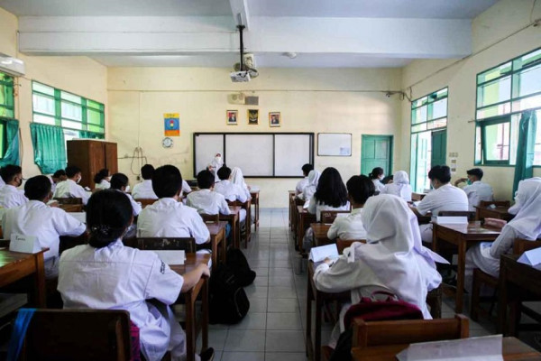PTM di DKI Jakarta akan Kembali 100%, Ariza: Nggak Lama Lagi