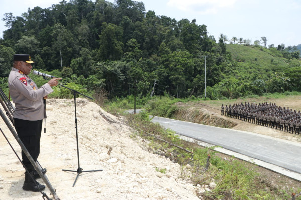Ratusan Pasukan Brimob Baru Unjuk Kemampuan Siap Amankan Tanah Papua