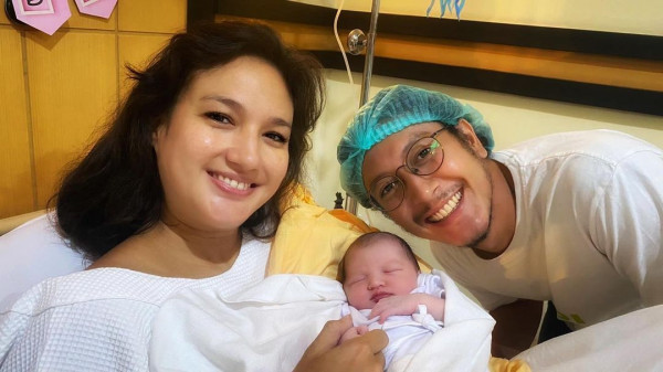 Nikah Beda Agama, Rumah Tangga 3 Artis Ini Harmonis