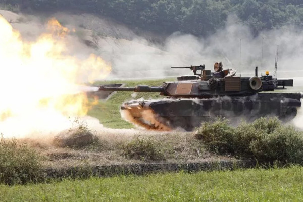 Adu Kehebatan Tank Amerika vs Rusia, Mana Lebih Unggul?