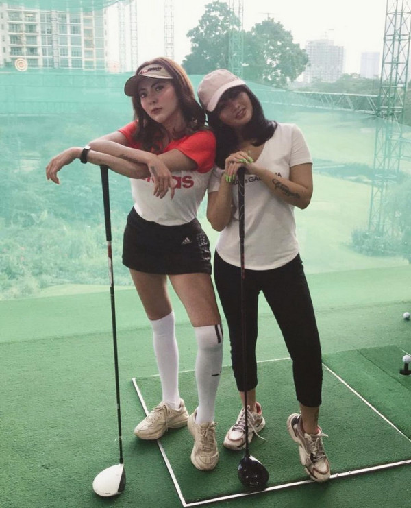 Lepas Hijab, Ini Beberapa Foto Seksi Ayu Aulia saat Berolahraga