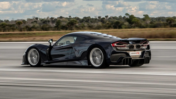 Hennessey Venom F5 Dikit Lagi RaihTop Speed 482 Kilometer per Jam