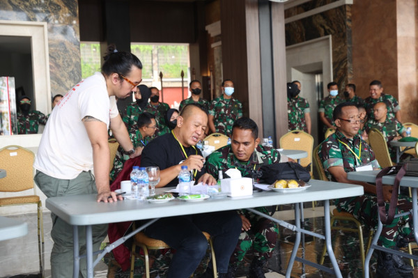 David Eks Naif, Krisyanto Jamrud, Sandy Pas Band Dipanggil Mabes AD, Ada Apa?