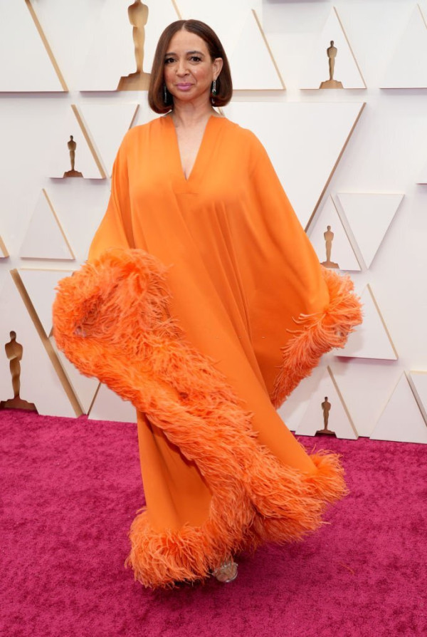 5 Busana Terburuk Oscar 2022, Timothee Chalamet Telanjang Dada