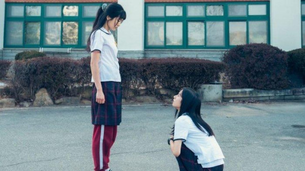 5 Kisah Persahabatan di Drama Korea yang Diawali dengan Benci