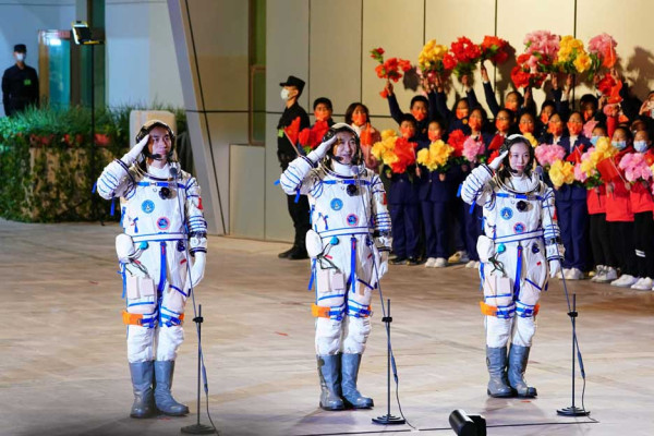 5 Bulan Tinggal di Stasiun Luar Angkasa, 3 Taikonaut Shenzhou-13 Bersiap Pulang ke Bumi