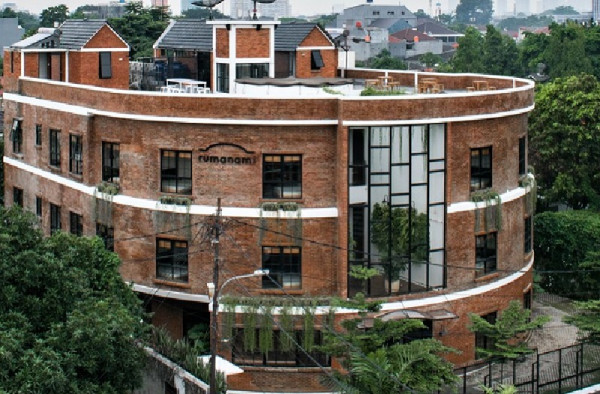 10 Hotel dengan Arsitektur Unik di Indonesia, Pas Buat Spot Foto